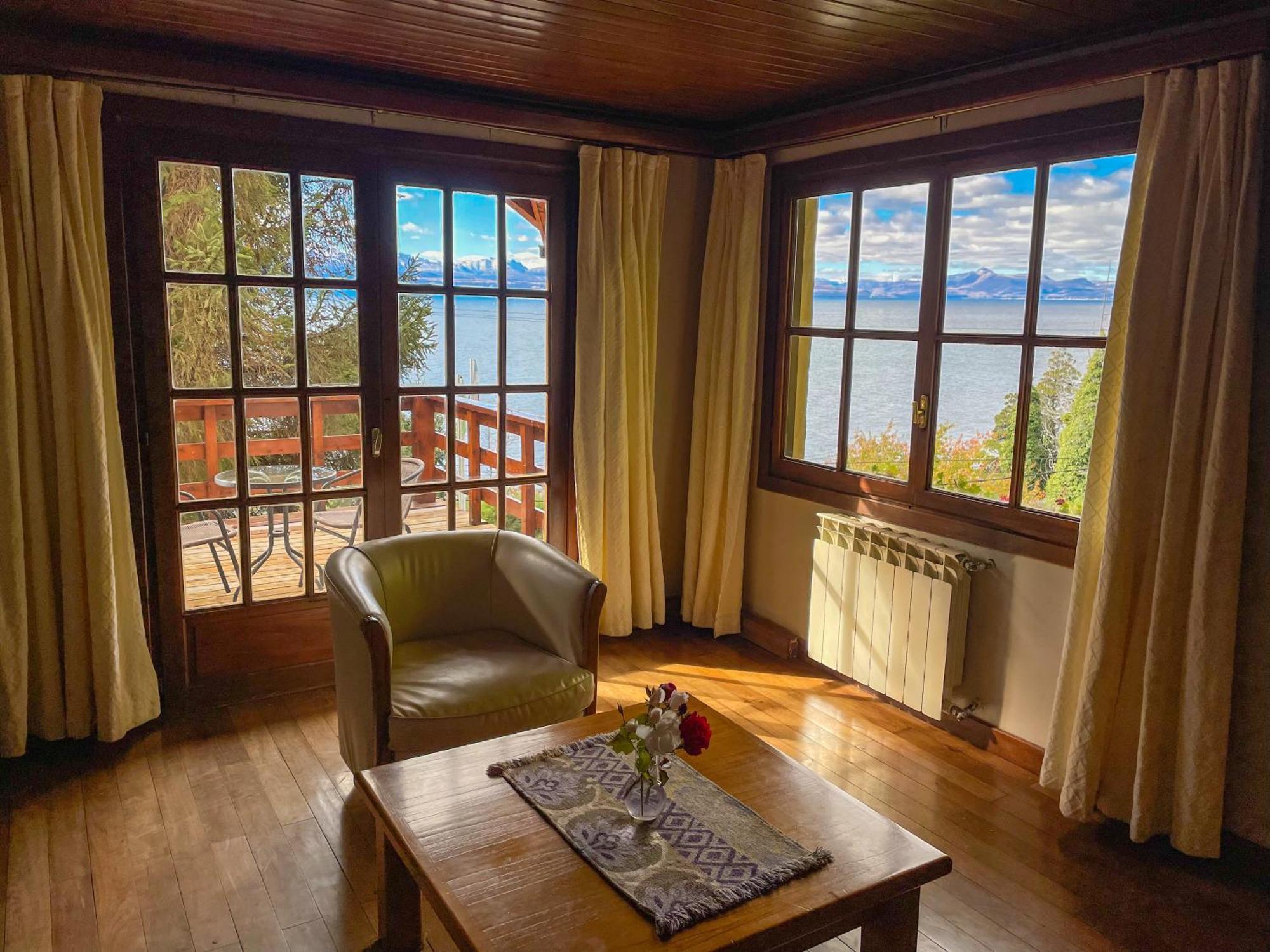 Pailahue Cabanas Lodge Сан-Карлос-де-Барилоче Экстерьер фото
